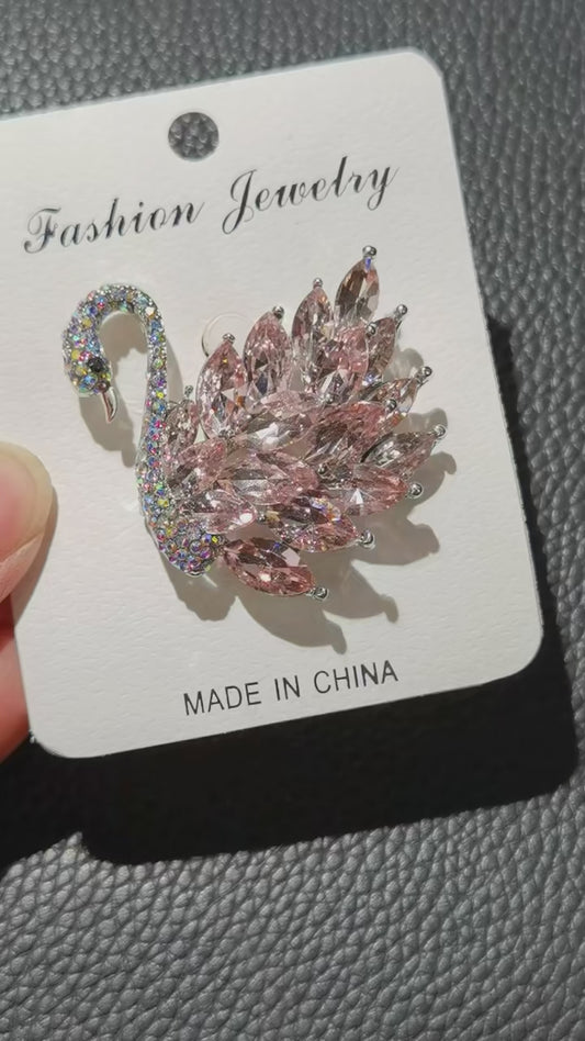 Elegant Pink Swan Brooches for Women High Quality Wedding Fashion Accessories with Animal Design